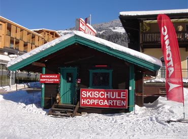 Skischule Hopfgarten Außenansicht
