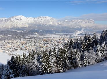 Ausblick auf das verschneite Wörgl