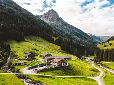 Kasplatzl (2020)_Kitzbüheler Alpen - Brixental_Mathäus Gartner (FULL)1.jpg