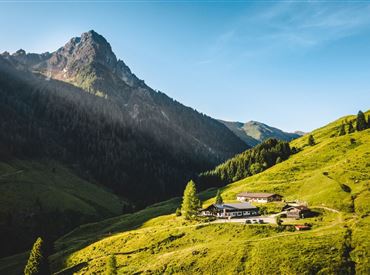 Kirchberg_Sommer_Kitzbüheler Alpen-Brixental_Mathäus Gartner (2019)_FULL110.jpg