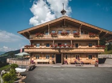 Nieding (2020)_Kitzbüheler Alpen - Brixental_Mathäus Gartner (FULL)4klein.jpg